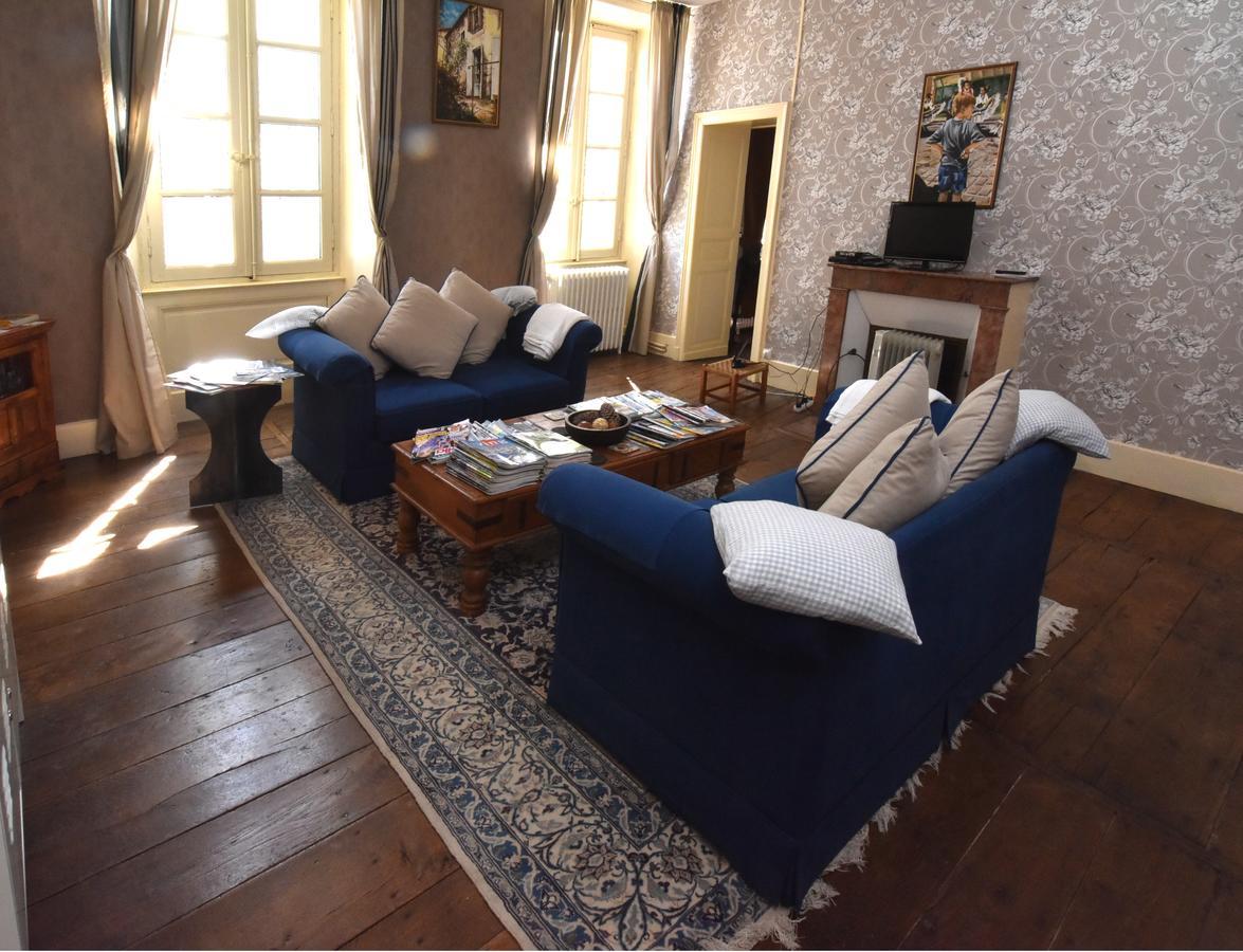 Maison Du Magnolia Confolens Bagian luar foto